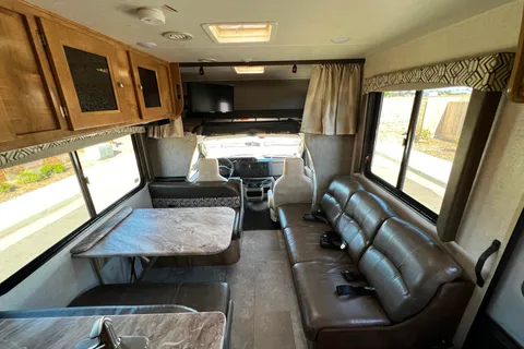 Perfect RV Getaway - 2020 Coachmen Leprechaun 