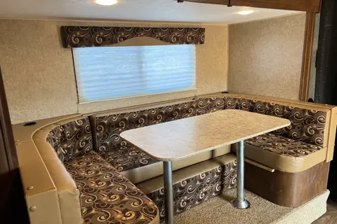 ⭐ Jing’s EasyTow Retreat 220