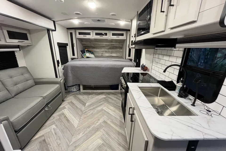 Luxury Couples Camper Delivered