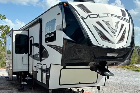 Abide Ranch & Rental Dutchmen Voltage Fifth wheel