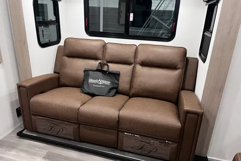 Ricardo's Grand Design Imagine XLS 17MKE Travel Trailer