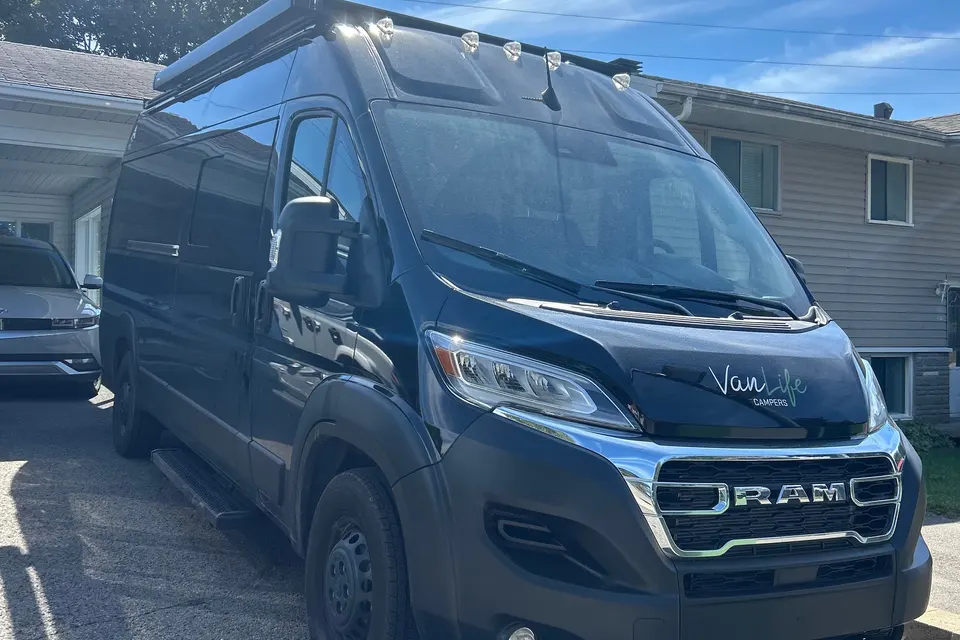 LIV - Vanlife camper 2025