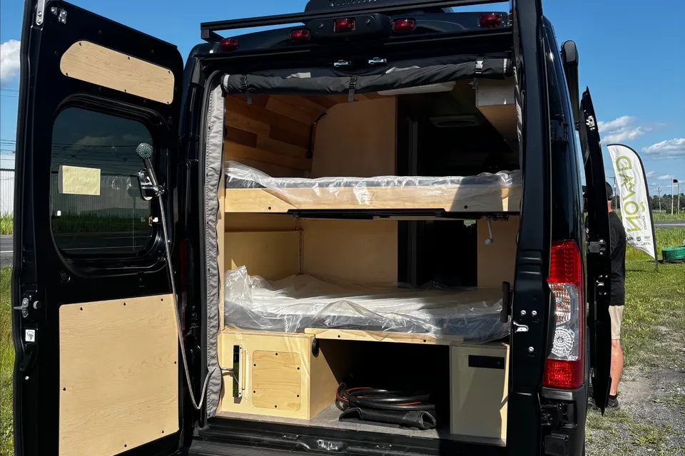 LIV - Vanlife camper 2025