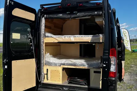 LIV - Vanlife camper 2025