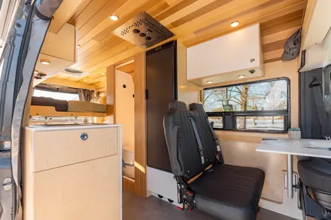 LIV - Vanlife camper 2025