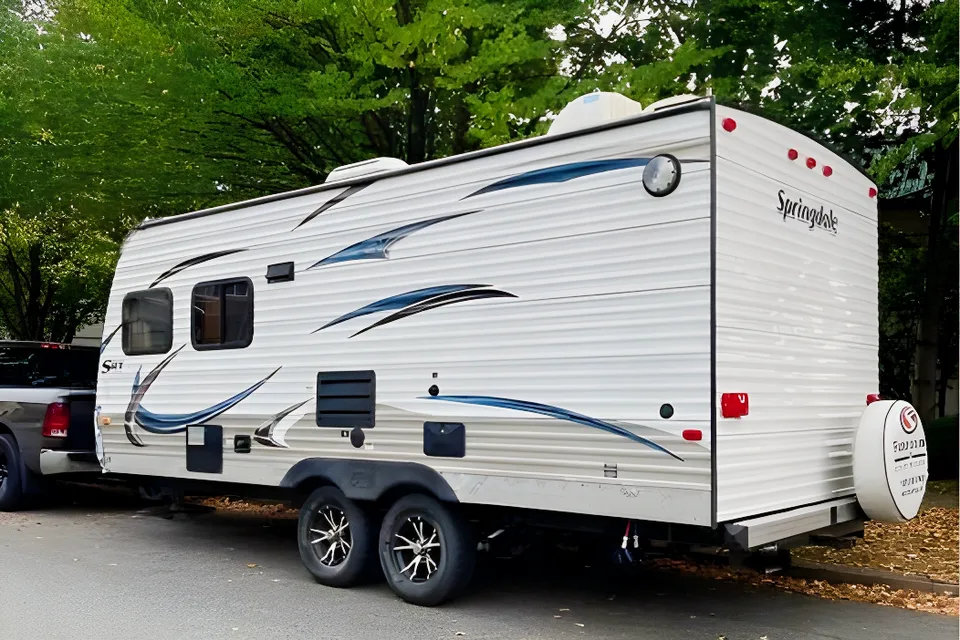 Comfy Keystone Springdale Travel Trailer