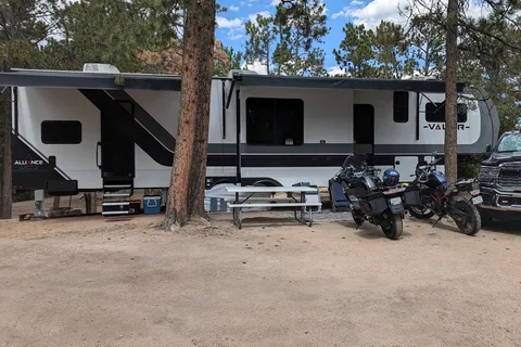 DELIVERY DISCOUNTED Motorcycle-golf Alliance RV 44V14 TOY Hauler