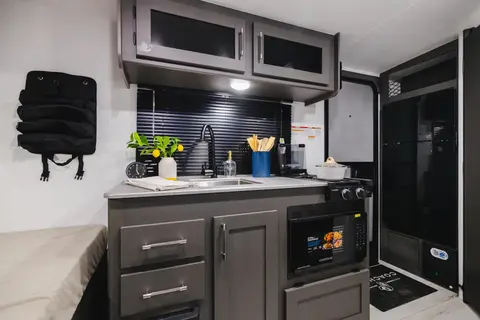 Rosemary's lightweight, dog friendly camper