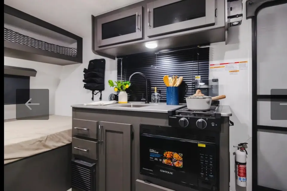 Rosemary's lightweight, dog friendly camper