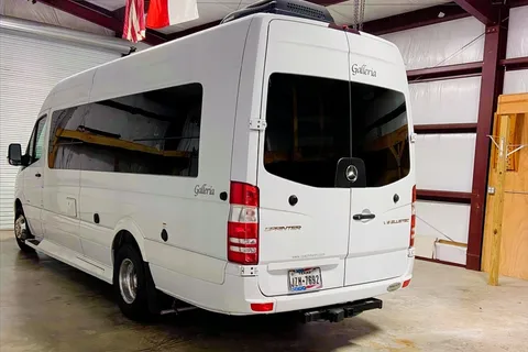 JPT's Galleria Mercedes Benz Class B