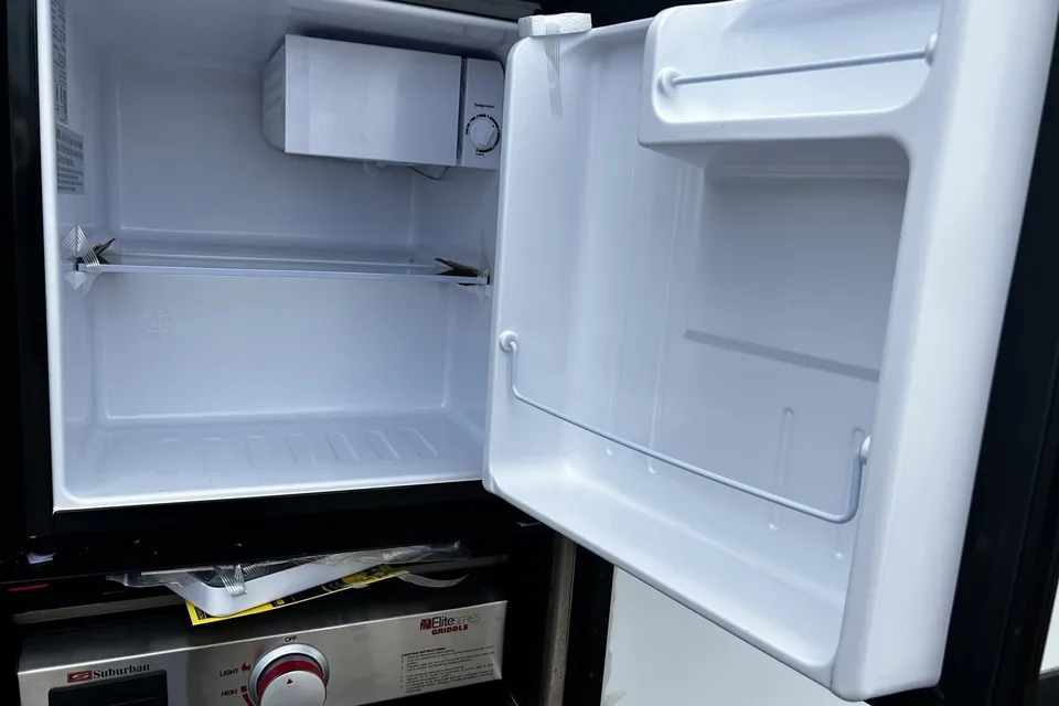 Lidia’s Wildwood Trailer with Views!!