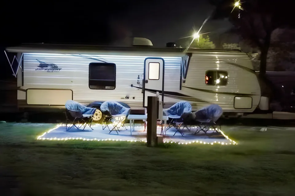Lakebri Travel Rentals, LLC Jayco  Jay Flight SLX Travel Trailer