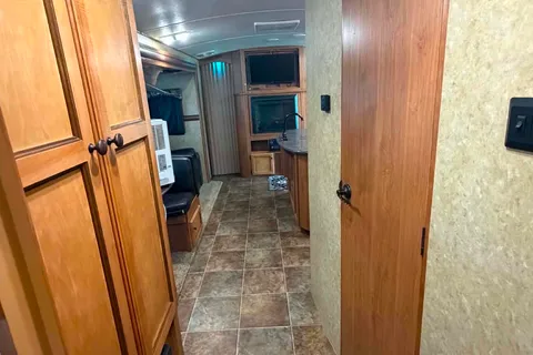 Clean Sunset Trail Travel trailer