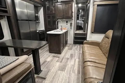 Luxurious 2020 Dutchmen 3635 Toy Hauler