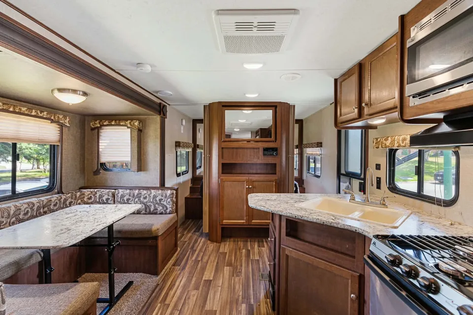 Marc Alfred's Keystone 2018 keystone hideout 24Lhswe Travel Trailer