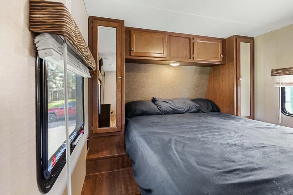 Marc Alfred's Keystone 2018 keystone hideout 24Lhswe Travel Trailer