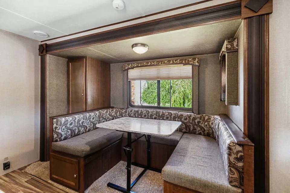 Marc Alfred's Keystone 2018 keystone hideout 24Lhswe Travel Trailer