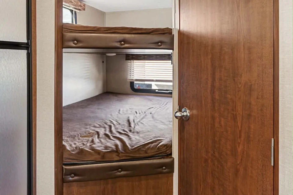 Marc Alfred's Keystone 2018 keystone hideout 24Lhswe Travel Trailer