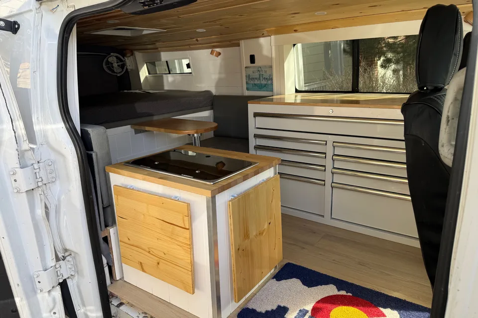 Van Vibes Rental -Rummel's Campervans