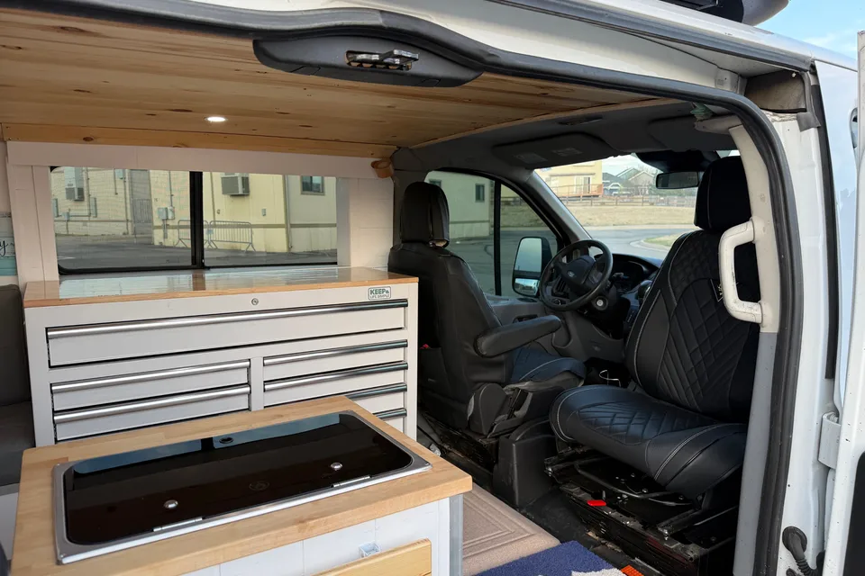Van Vibes Rental -Rummel's Campervans