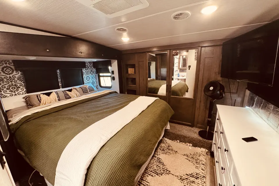 Kristin's Cyclone RV