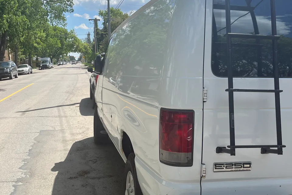 Oleksandr's Ford E250 Campervan