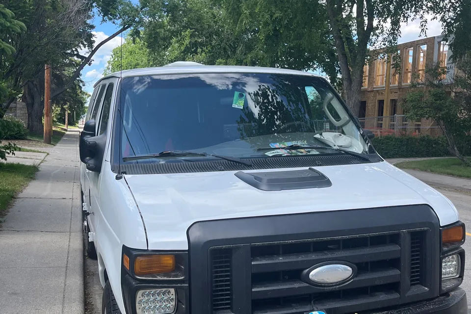 Oleksandr's Ford E250 Campervan