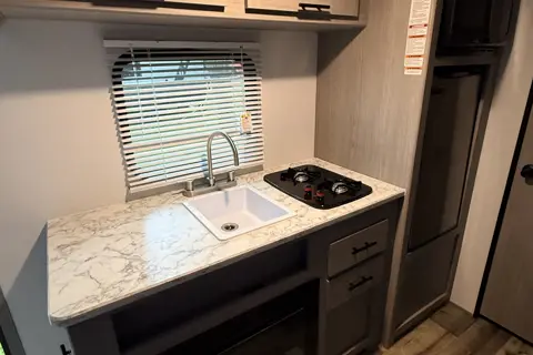 TT5 - 5 Person w/ Bunk- The RV Rental Factory