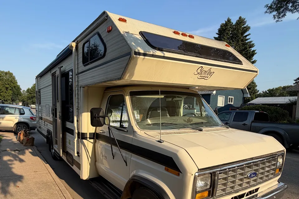 24’ Ford Sterling Class C