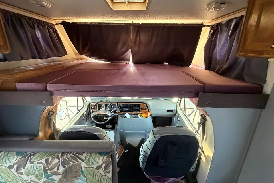 24’ Ford Sterling Class C