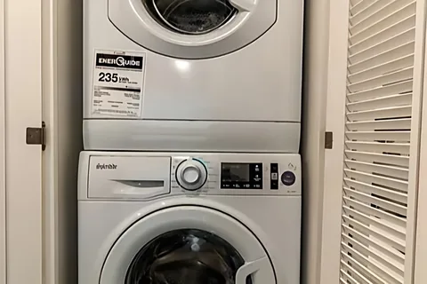 WiFi - ULTRA LUXURIOUS: 2 BATH, KING BED , BUNK BED, MASSAGE CHAIRS