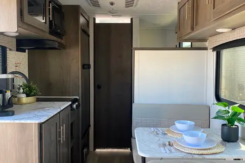 Forest River Viking 17BH Travel Trailer ***Light Weight SUV Towable***