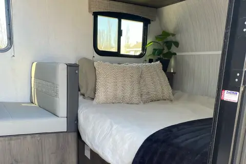 Forest River Viking 17BH Travel Trailer ***Light Weight SUV Towable***