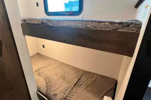 Forest River Viking 17BH Travel Trailer ***Light Weight SUV Towable***