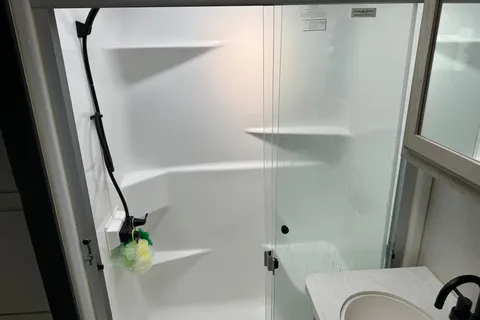 Glenn's 2022 ALPINE 3700FL Fifth Wheel