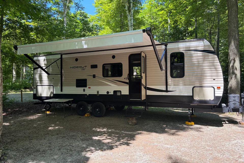 Dorothy's Keystone HideOut 274LHS Travel Trailer