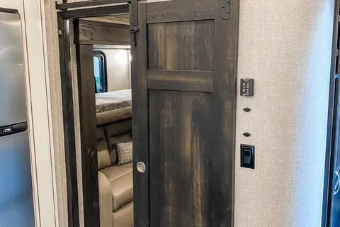 Luxury 5th Wheel - Jayco North Point 377