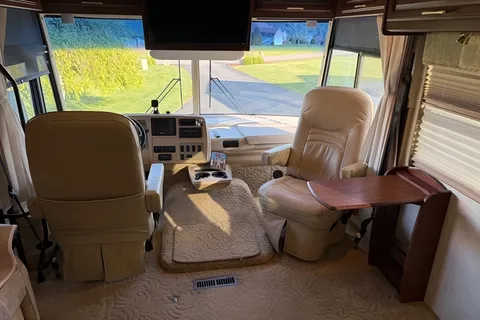 Steve's Winnebago Adventurer Class A