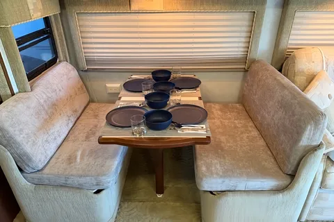 Steve's Winnebago Adventurer Class A