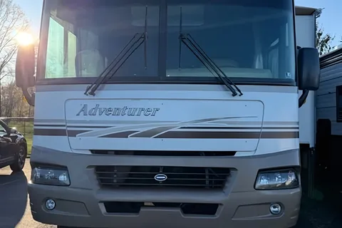 Steve's Winnebago Adventurer Class A