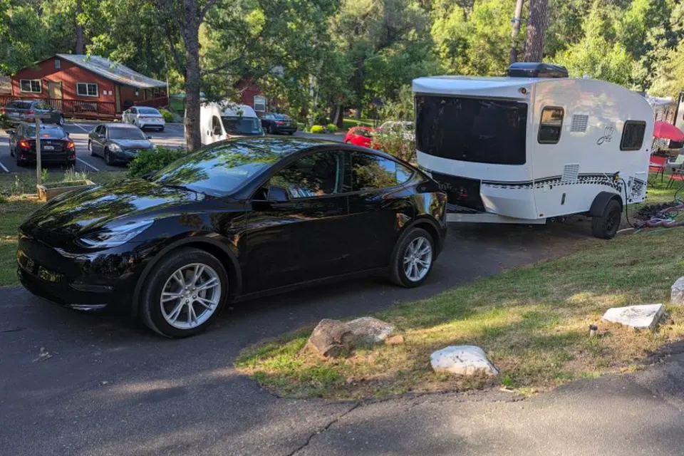 sultan's inTech Sol Horizon Travel Trailer