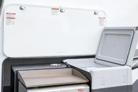 sultan's inTech Sol Horizon Travel Trailer