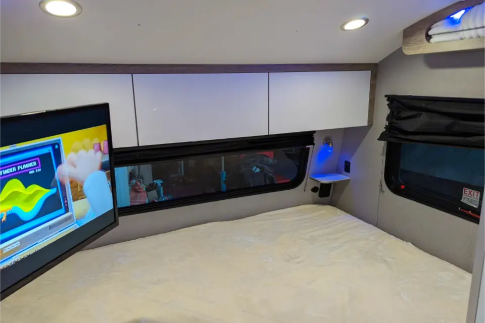 sultan's inTech Sol Horizon Travel Trailer