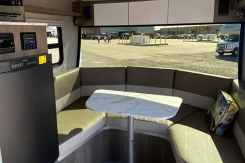 sultan's inTech Sol Horizon Travel Trailer