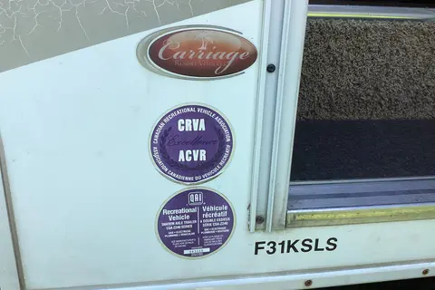 Beautiful Cameo 5th Wheel