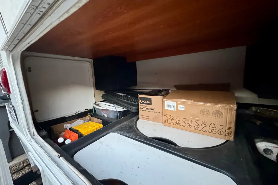 Coachmen Freelander Class C | Clean & Roomy Family RV