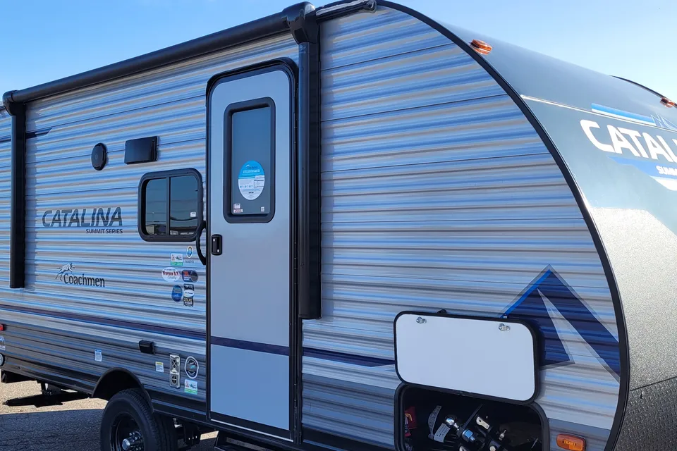 Ron's Coachmen Catalina Summit 7 Travel Trailer