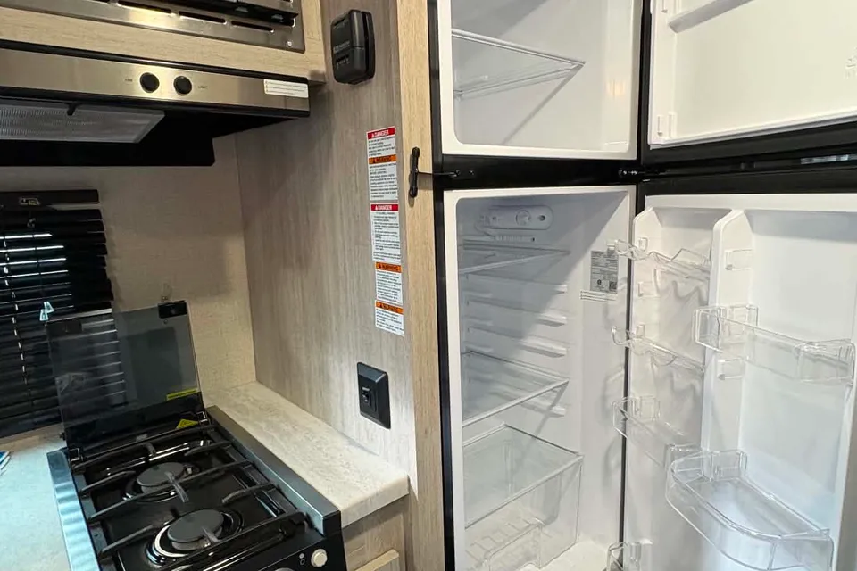 Ron's Coachmen Catalina Summit 7 Travel Trailer