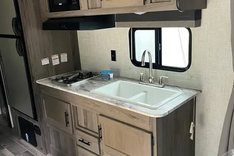 Mike's Gulf Stream 248BH Travel Trailer