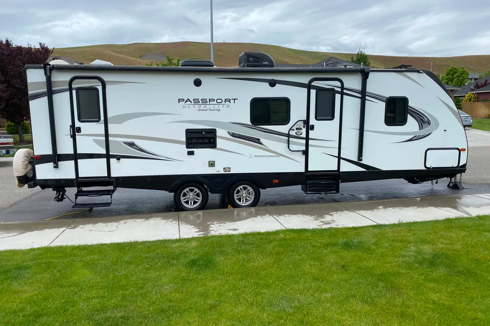 Keystone Passport UltraLite 29BH